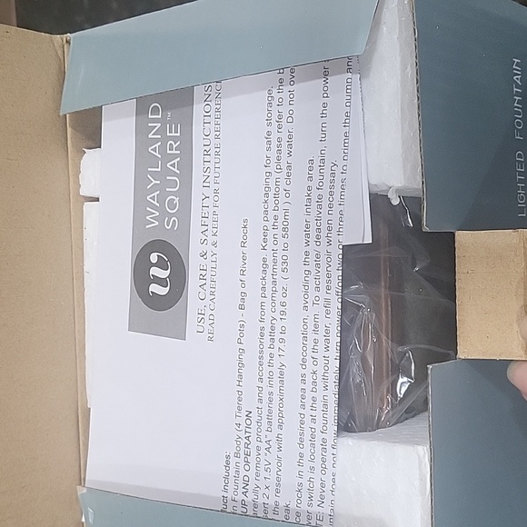 NIB Wayland Square LED Lighted Fountain 4 Tiered Hanging Pots - Picture 5 of 10